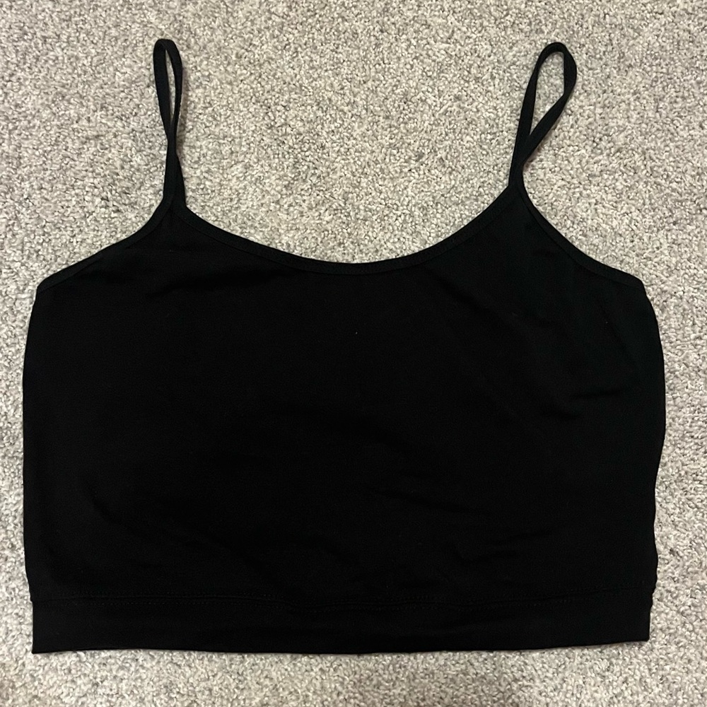 Black Amazon Cropped Tank Top
